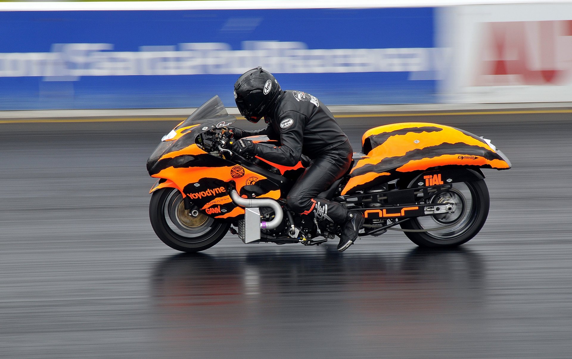Харлей Дэвидсон Drag Racing