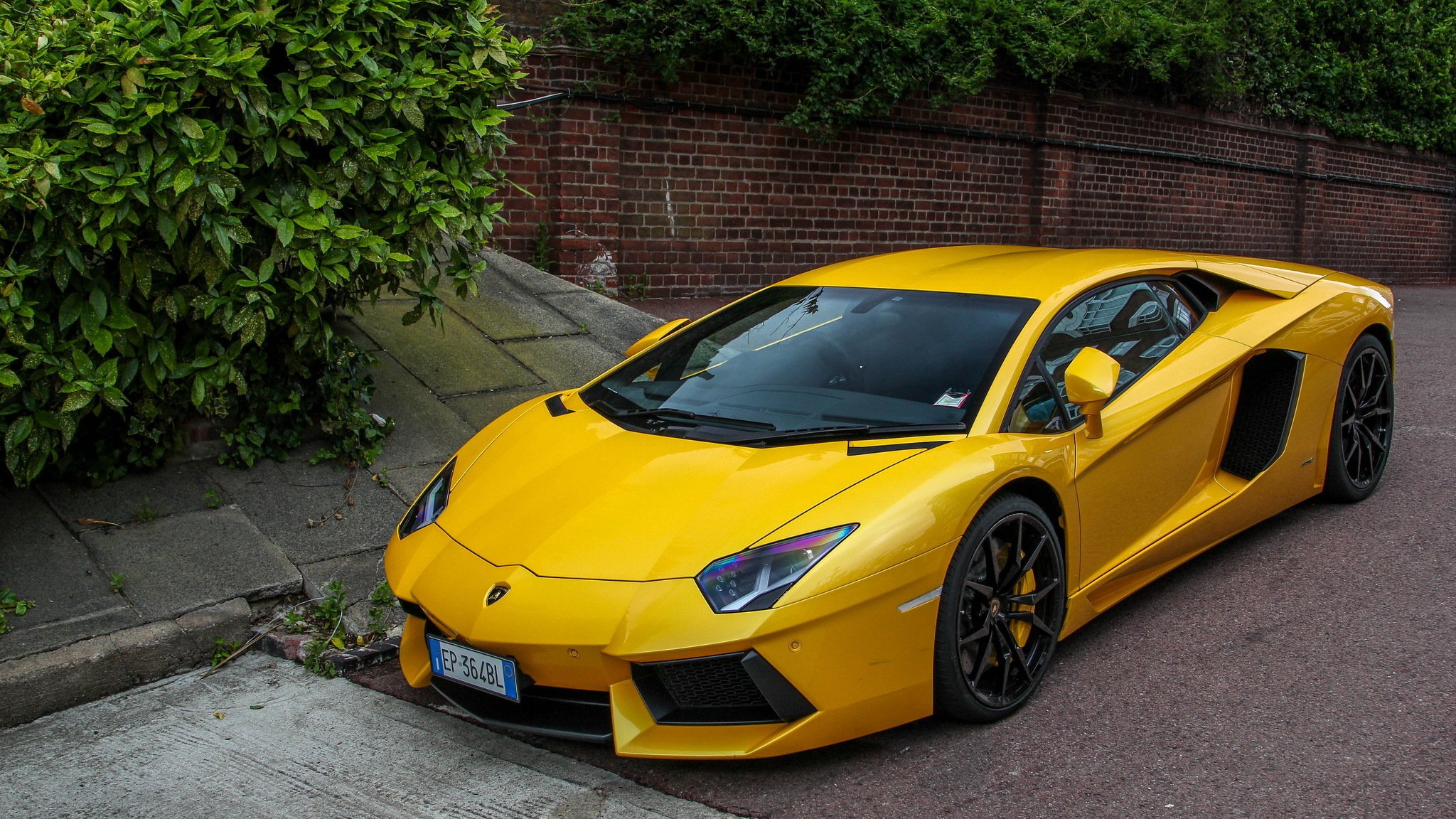 Lamborghini Aventador lp700 4 Р¶РµР»С‚С‹Р№