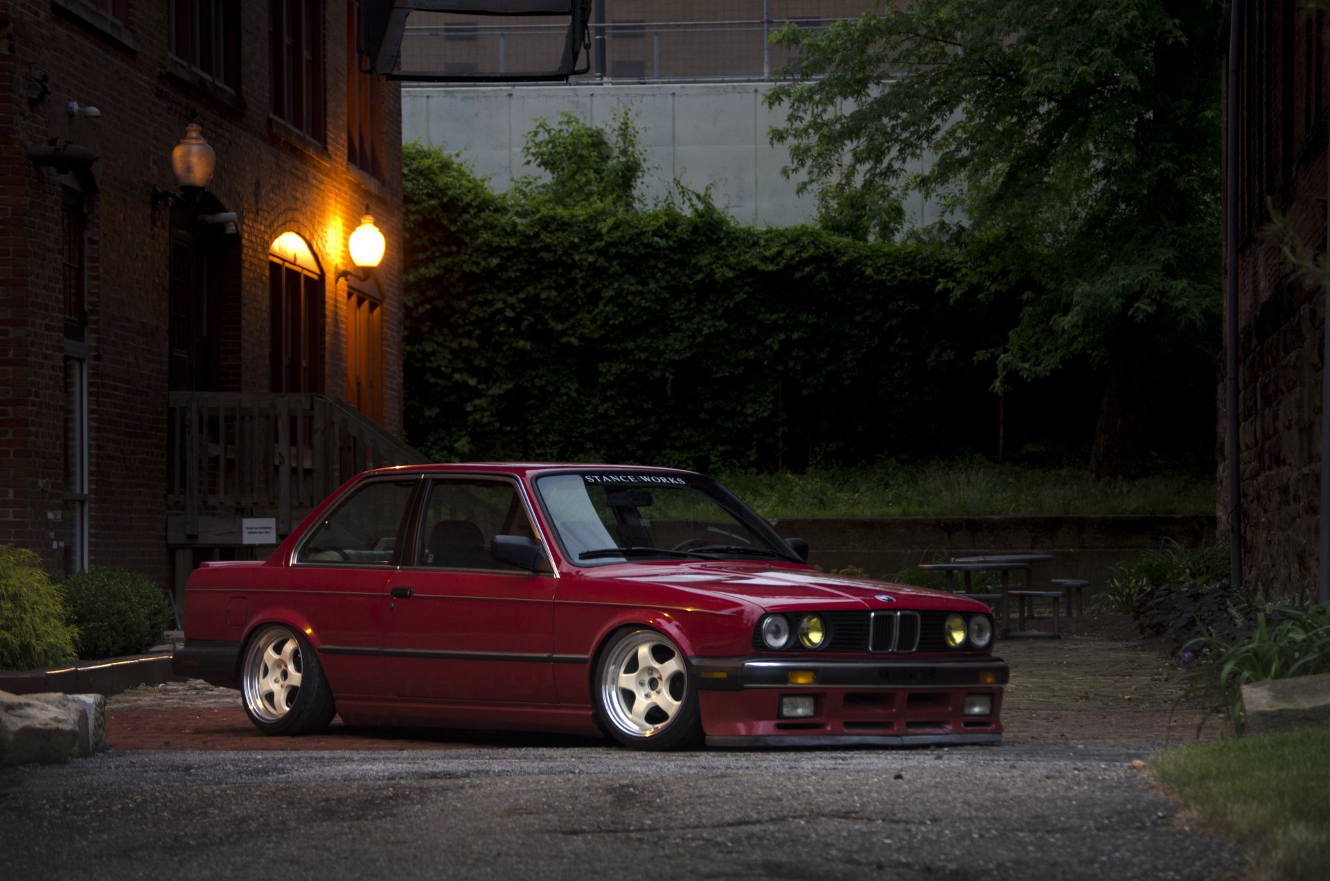 BMW stance