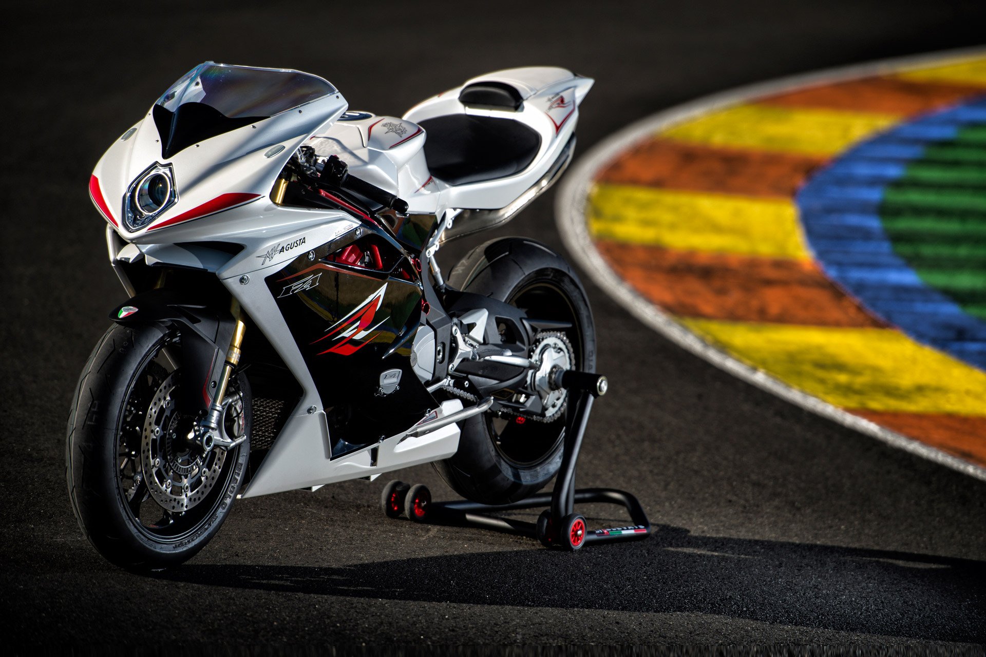 Ducati Supersport 1000