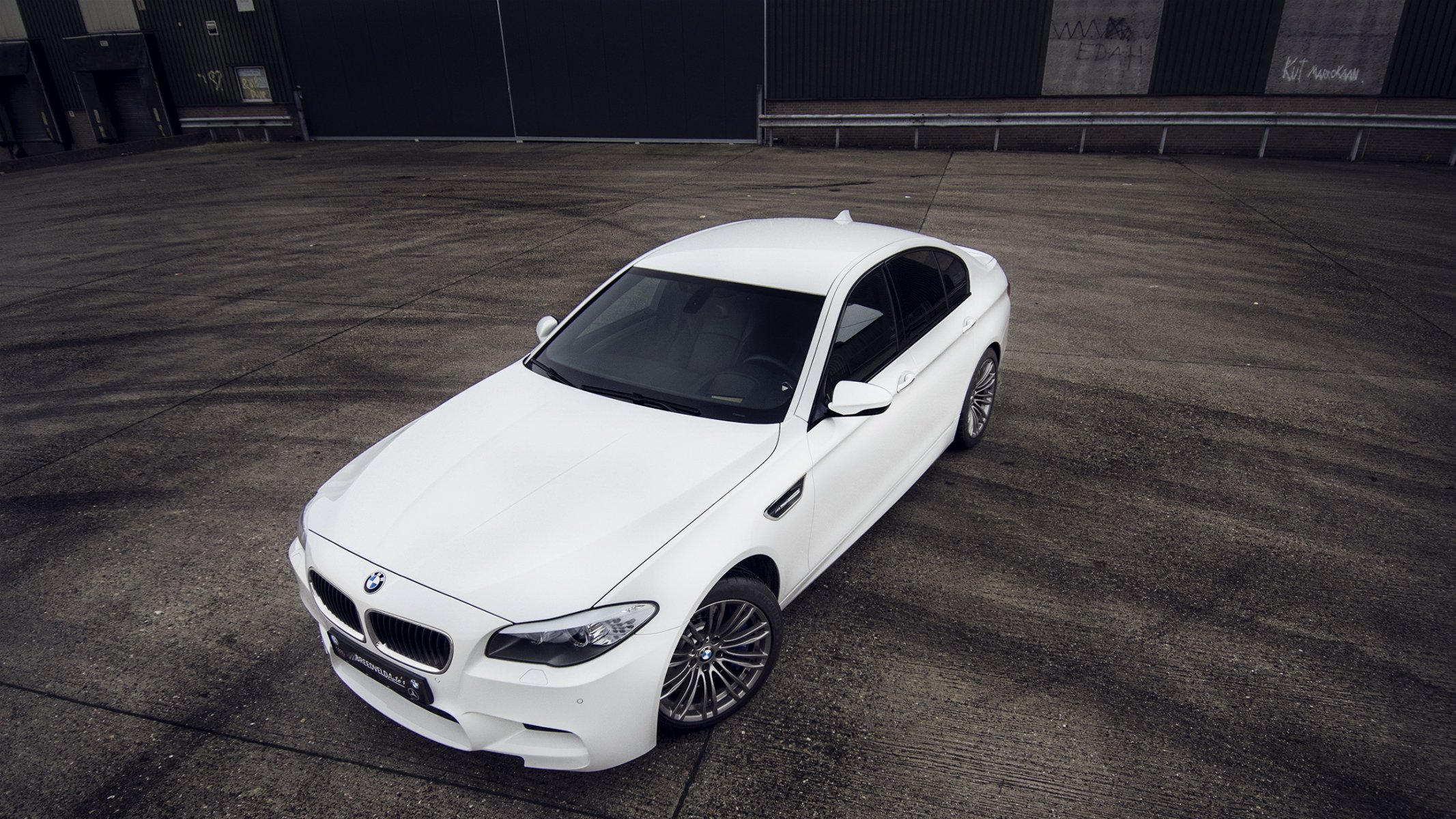 BMW 5 f10 белая
