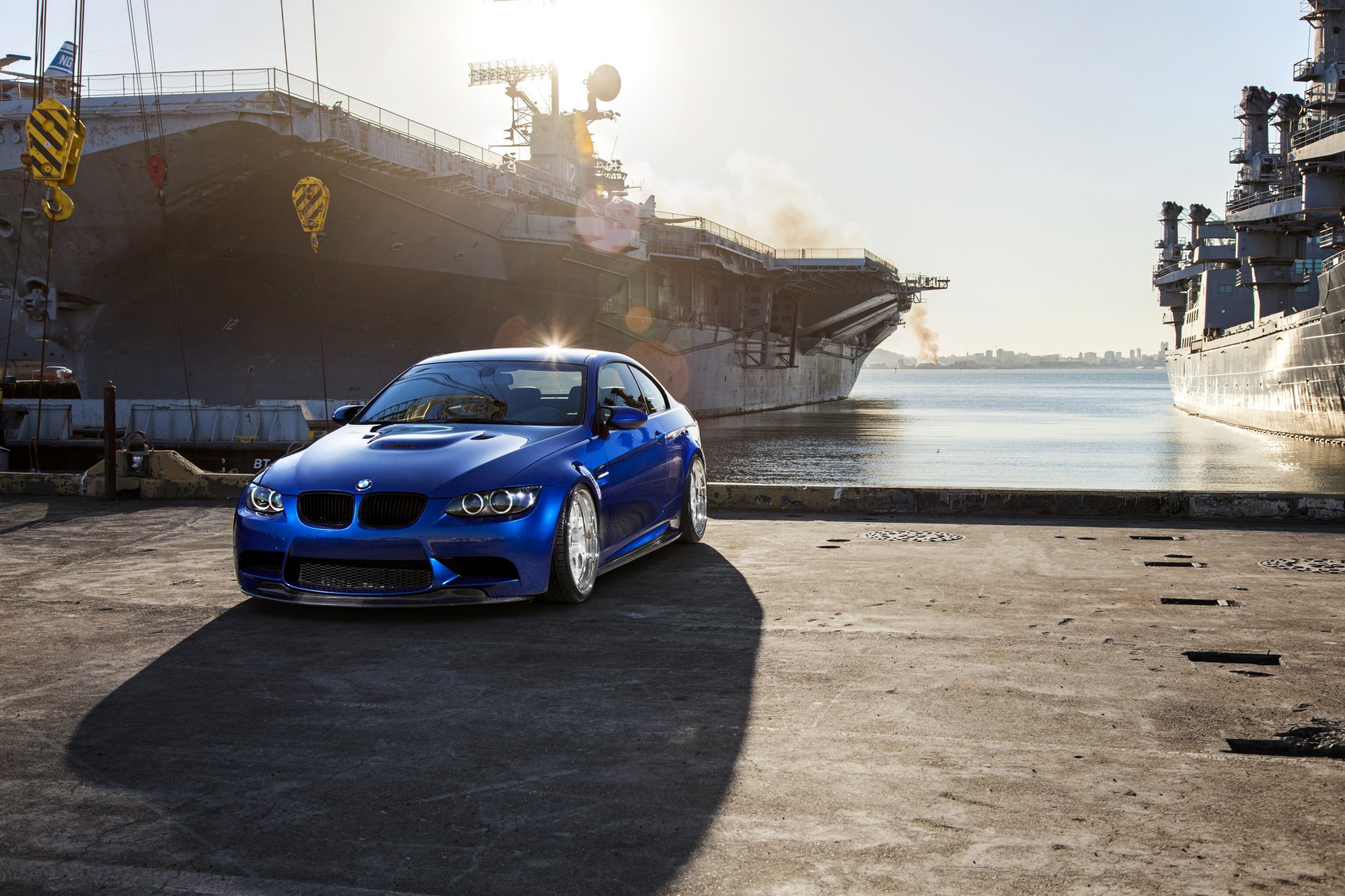 BMW m5 у моря