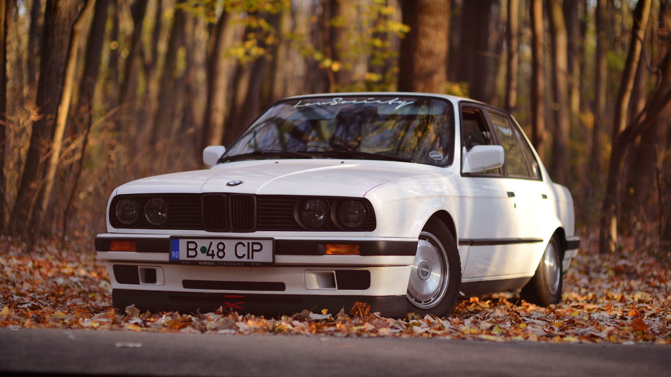 BMW e34 autumn