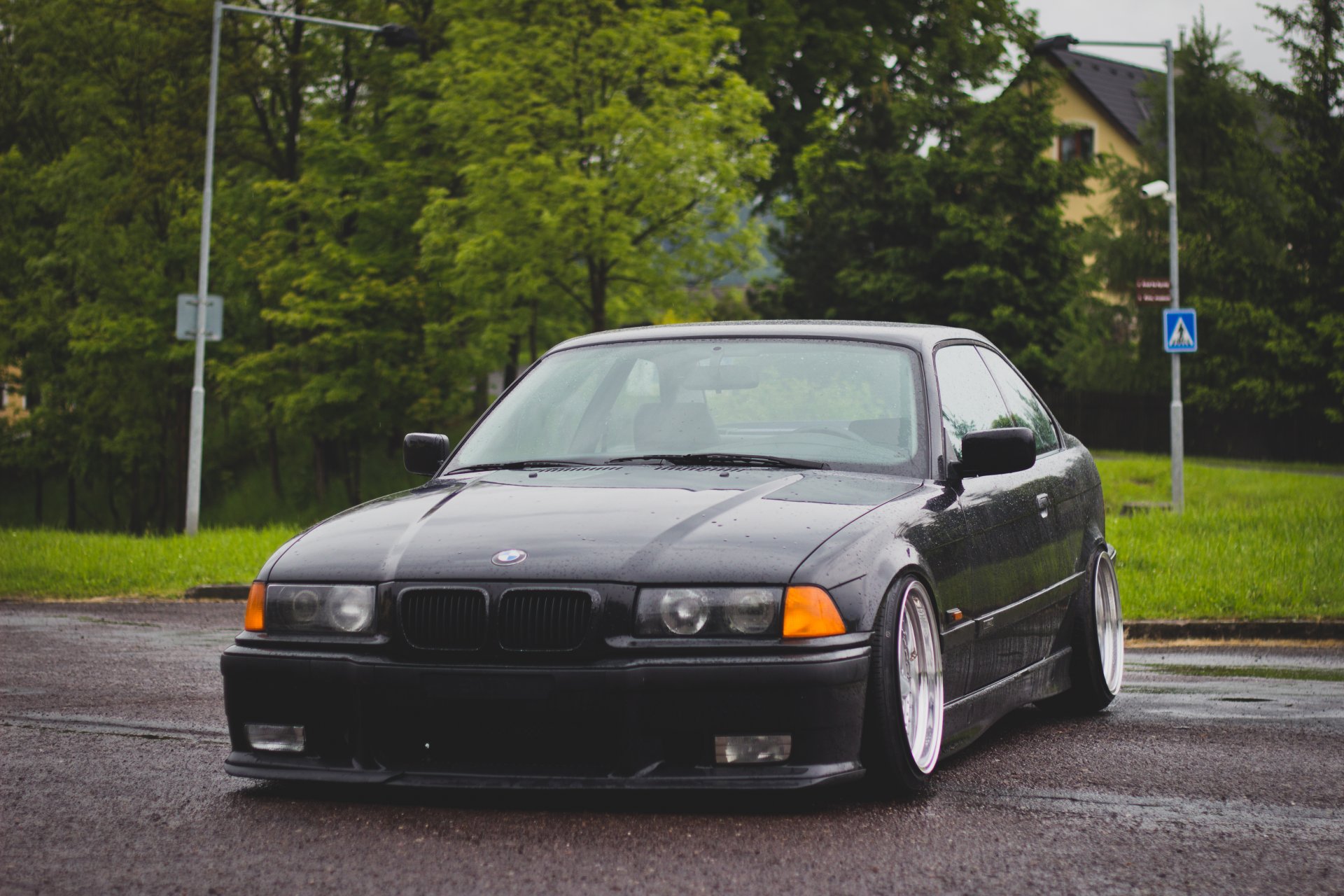 BMW e36 Black