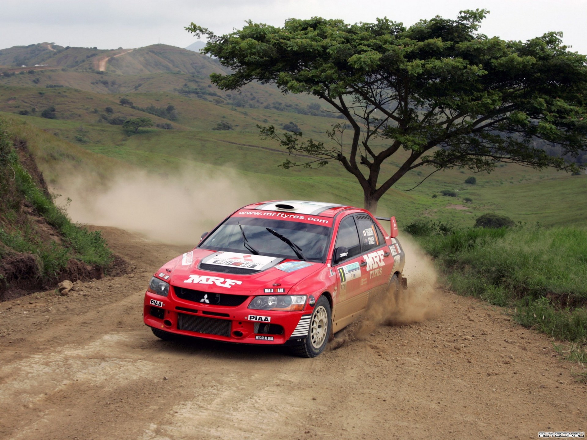 Mitsubishi Lancer Evolution 10 Rally