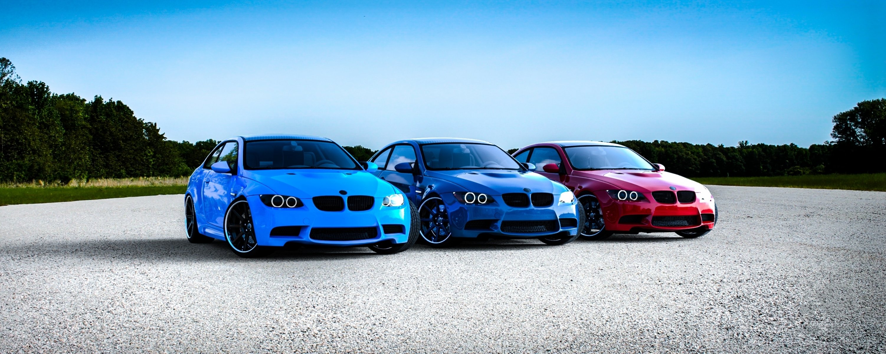 Rot blau. BMW e92. BMW m3 e92. BMW m5 e92. BMW m3 e92 GTR.