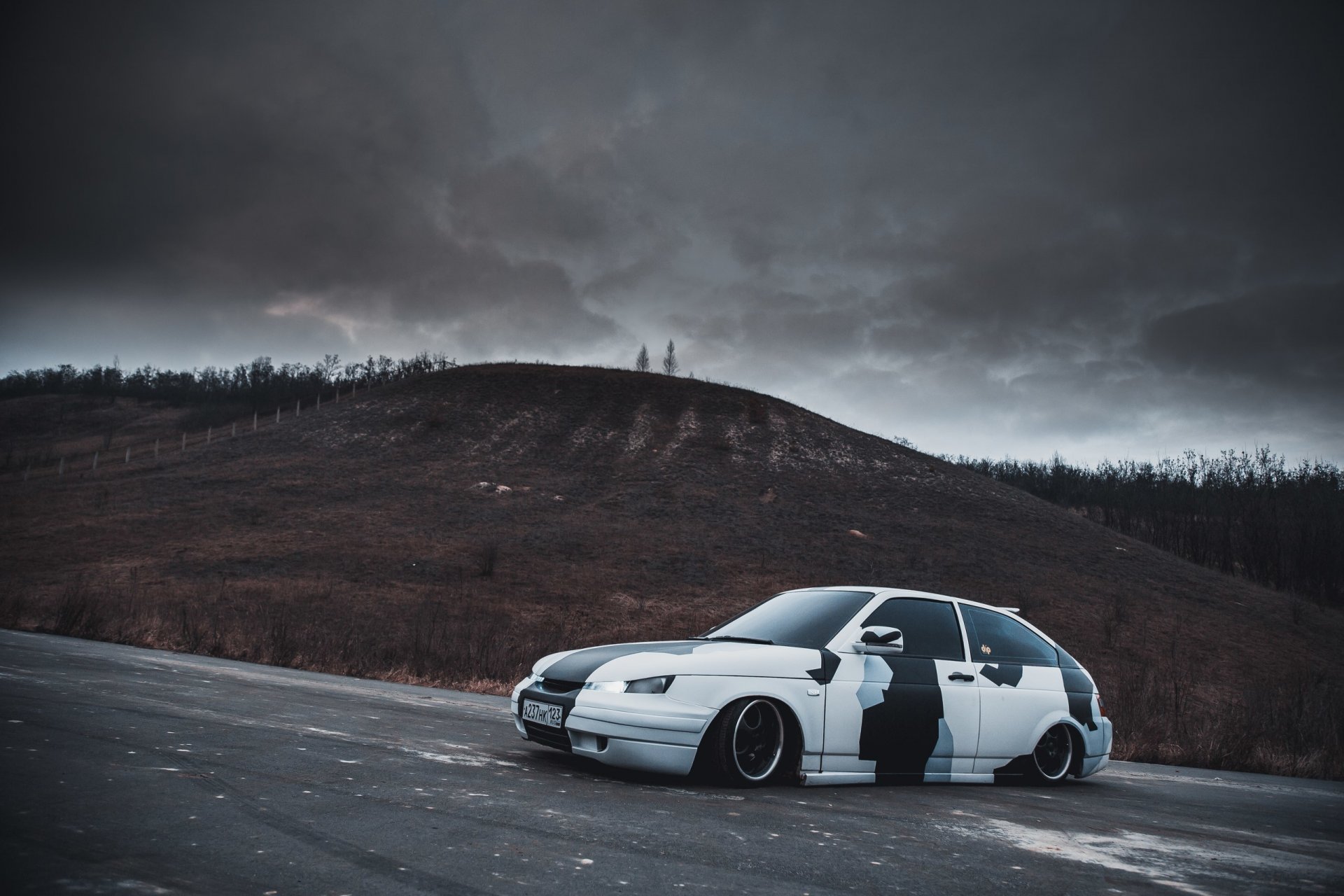 Lada Priora 4k вертикальные