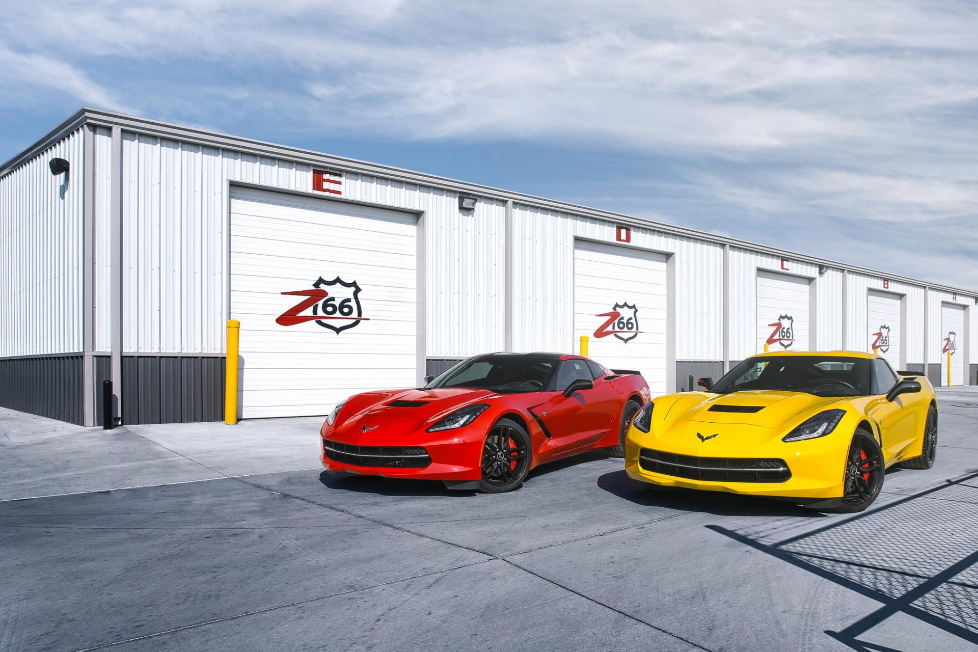 chevrolet корвет с7 stingray красные желтый передние шевроле стингрей красный боксы