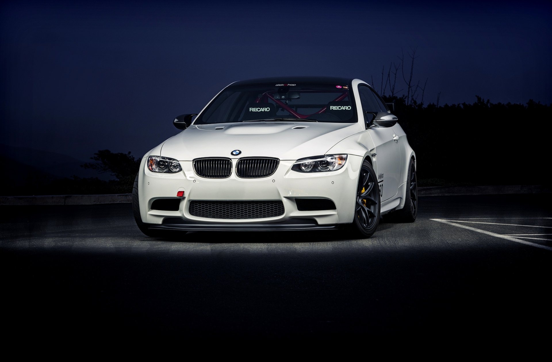 bmw м3 e92 белый передние