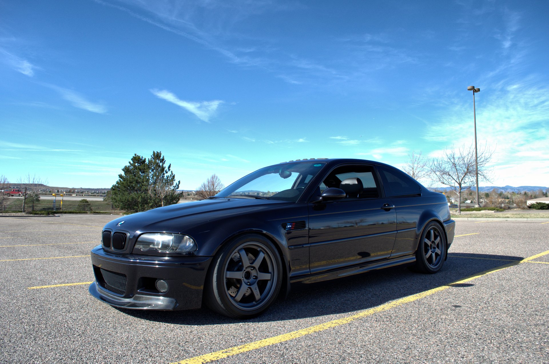 BMW m3 черная на мобильныы