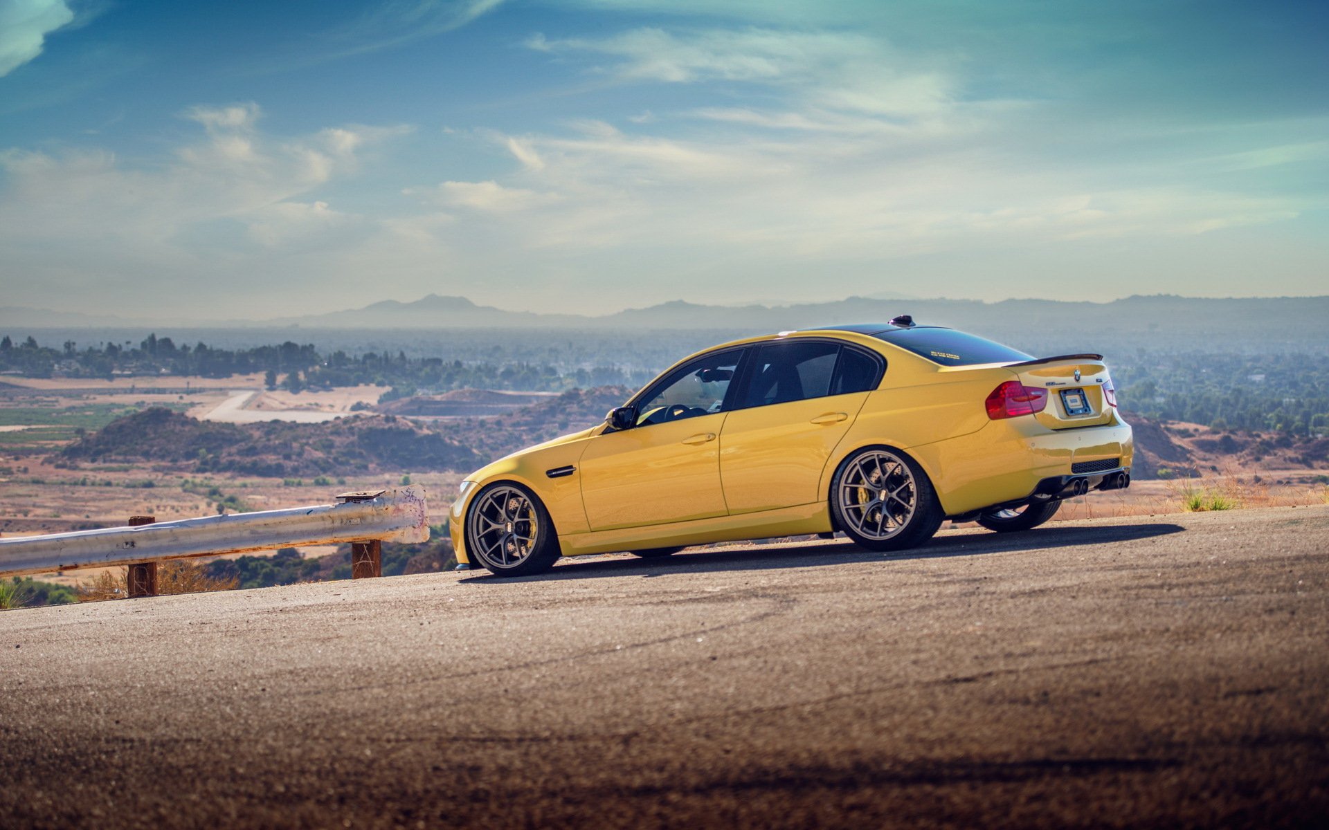 BMW e90 город ночь