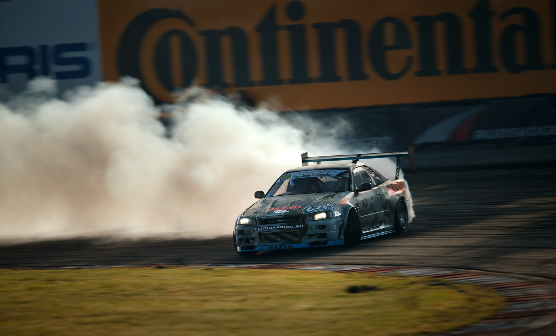 Mazda rx7 в заносе