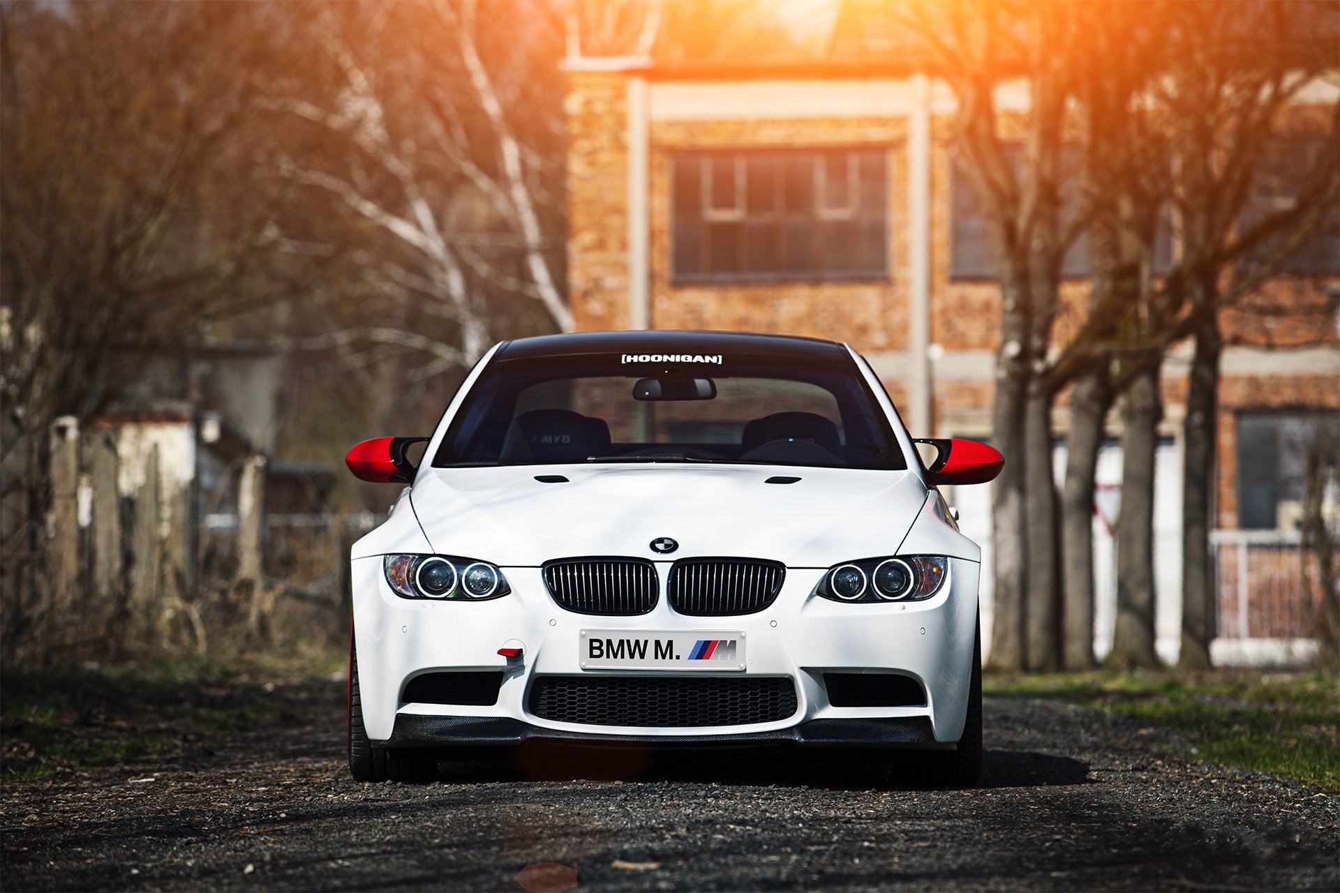 V m w. BMW m3 e92. BMW m3 White. BMW e92 белая. БМВ м3 белая.