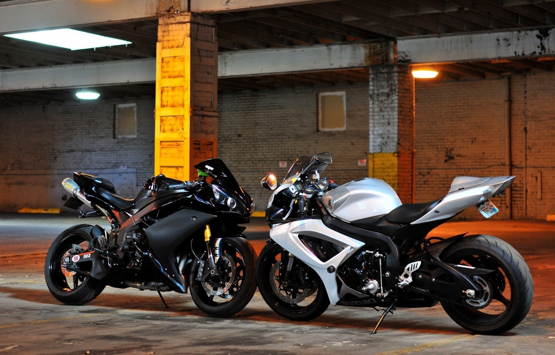 Yamaha r6 на аву