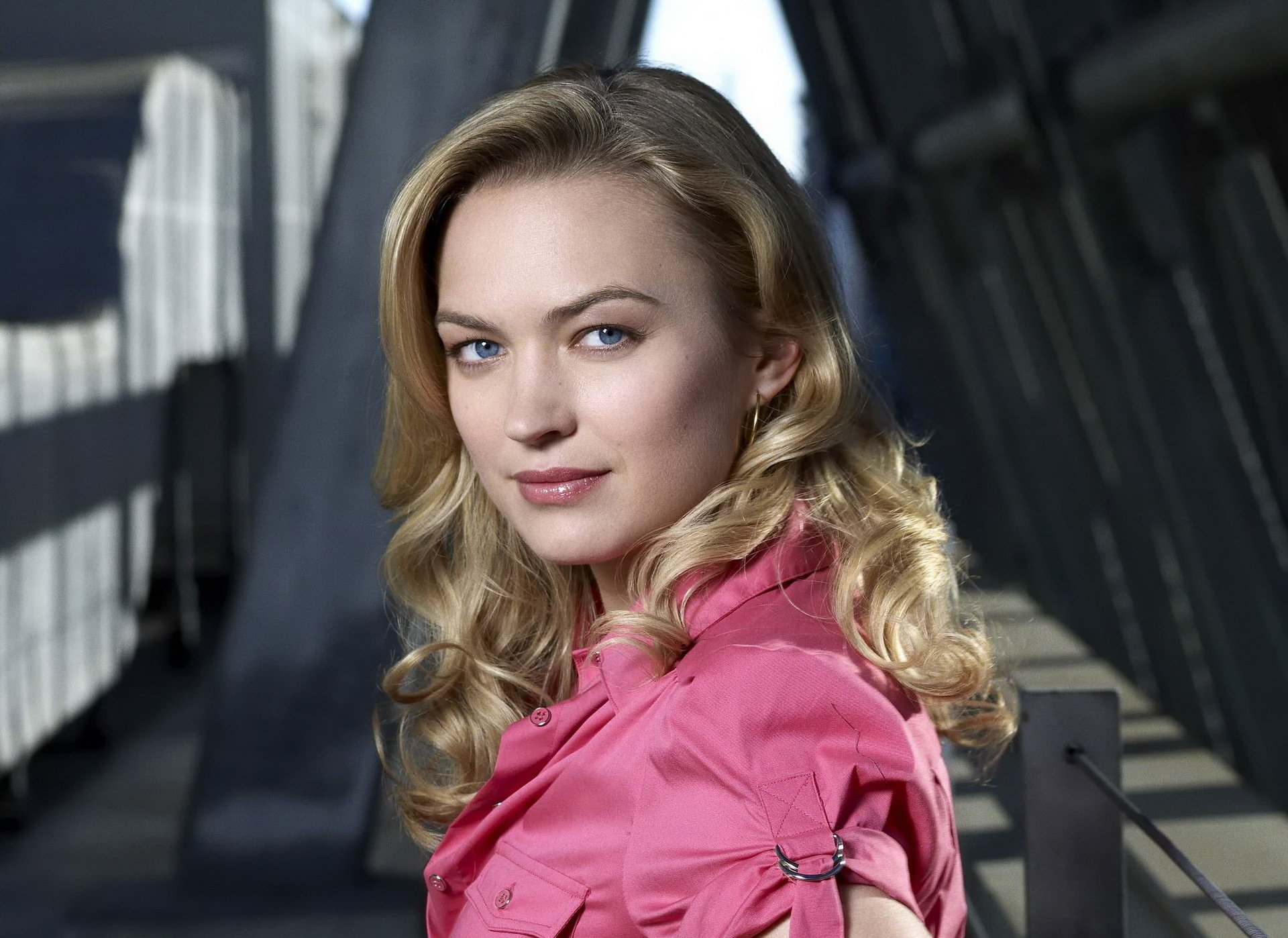 софия майлс сериал лунный свет