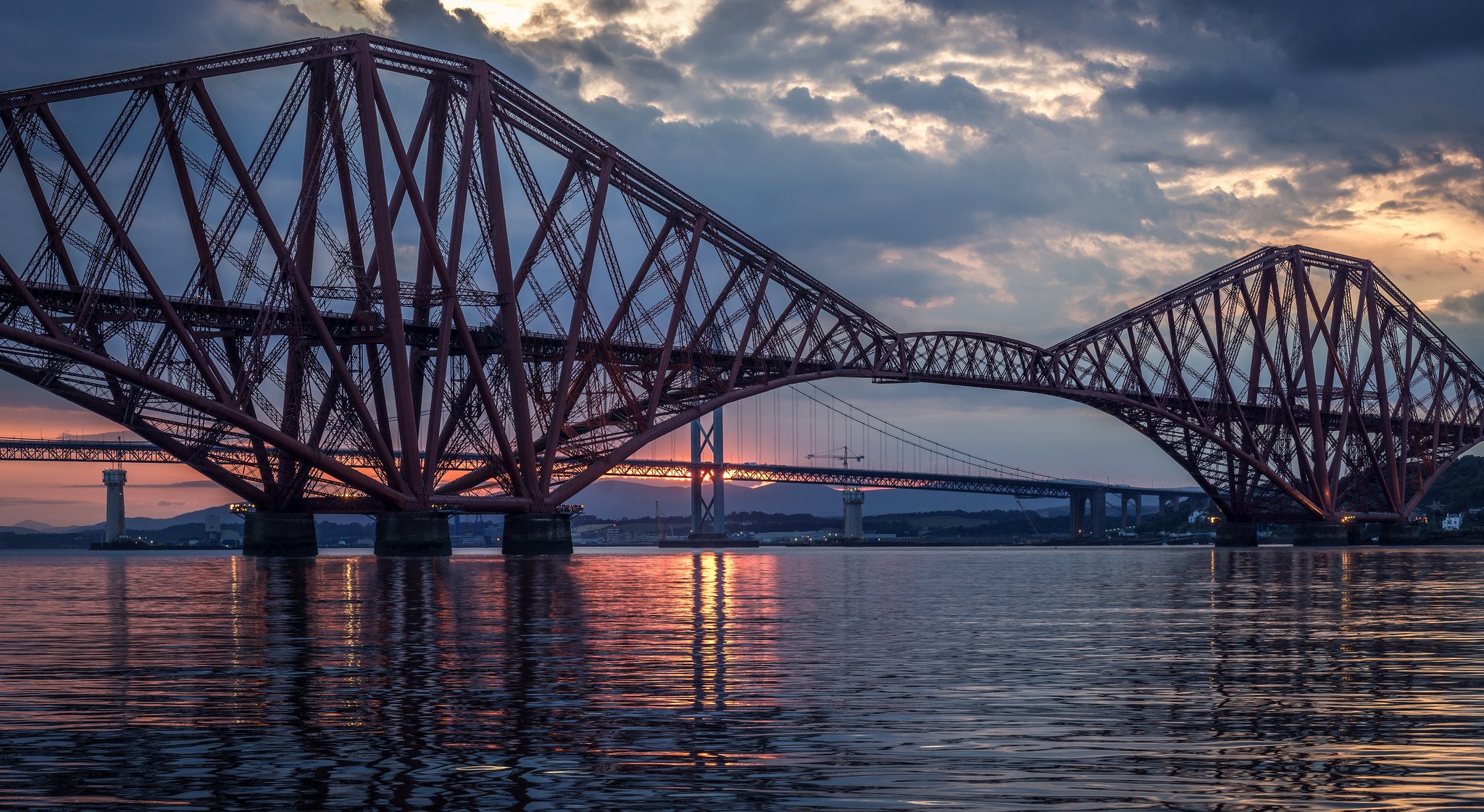 They the new bridge. Мост Форт-бридж Эдинбург. Фортский мост в Шотландии. Железнодорожный мост Форт-бридж Шотландия. Мост Форт-бридж, Эдинбург, Шотландия.